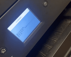 爱普生WF-2860打印机客户说点了固件更新之后一开机提示墨盒未正确安装远程维修服务